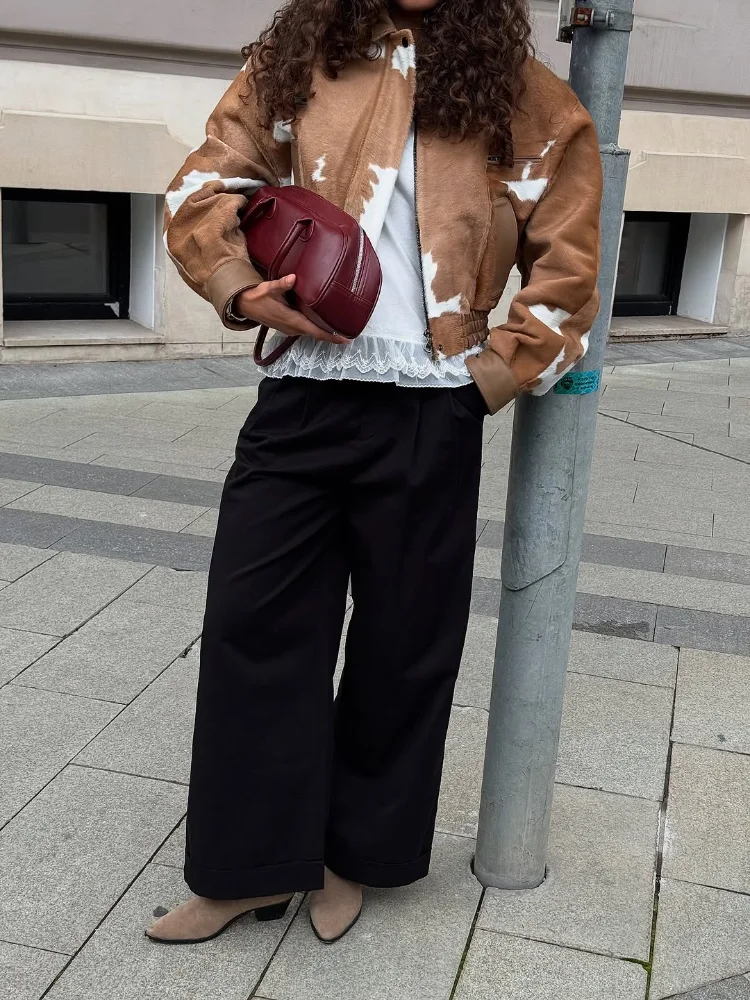 Свободная рубашка с v-образным вырезом и завязкой спереди - Фотография_6