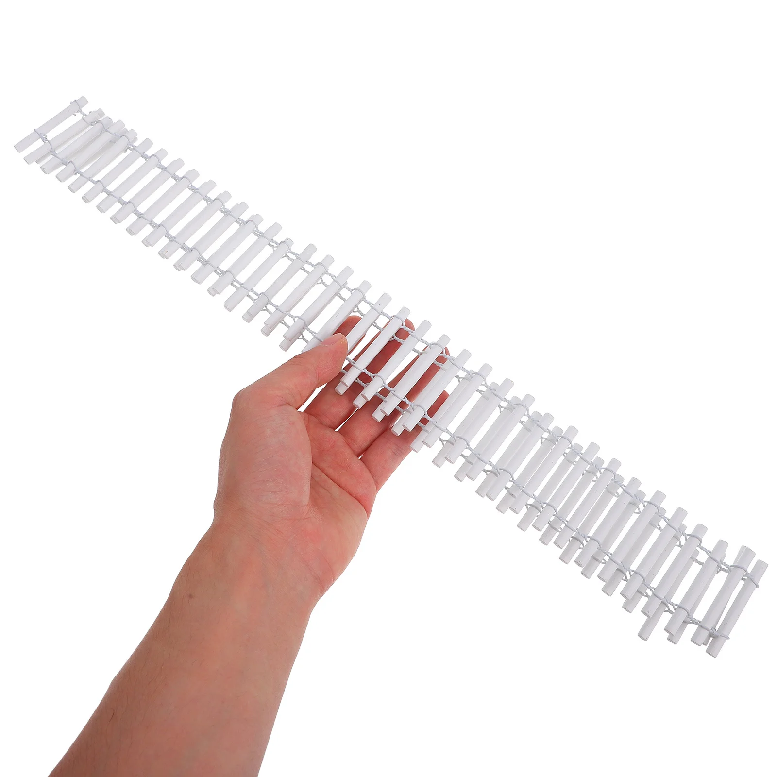 Миниатюрный белый деревянный забор - Фотография_5