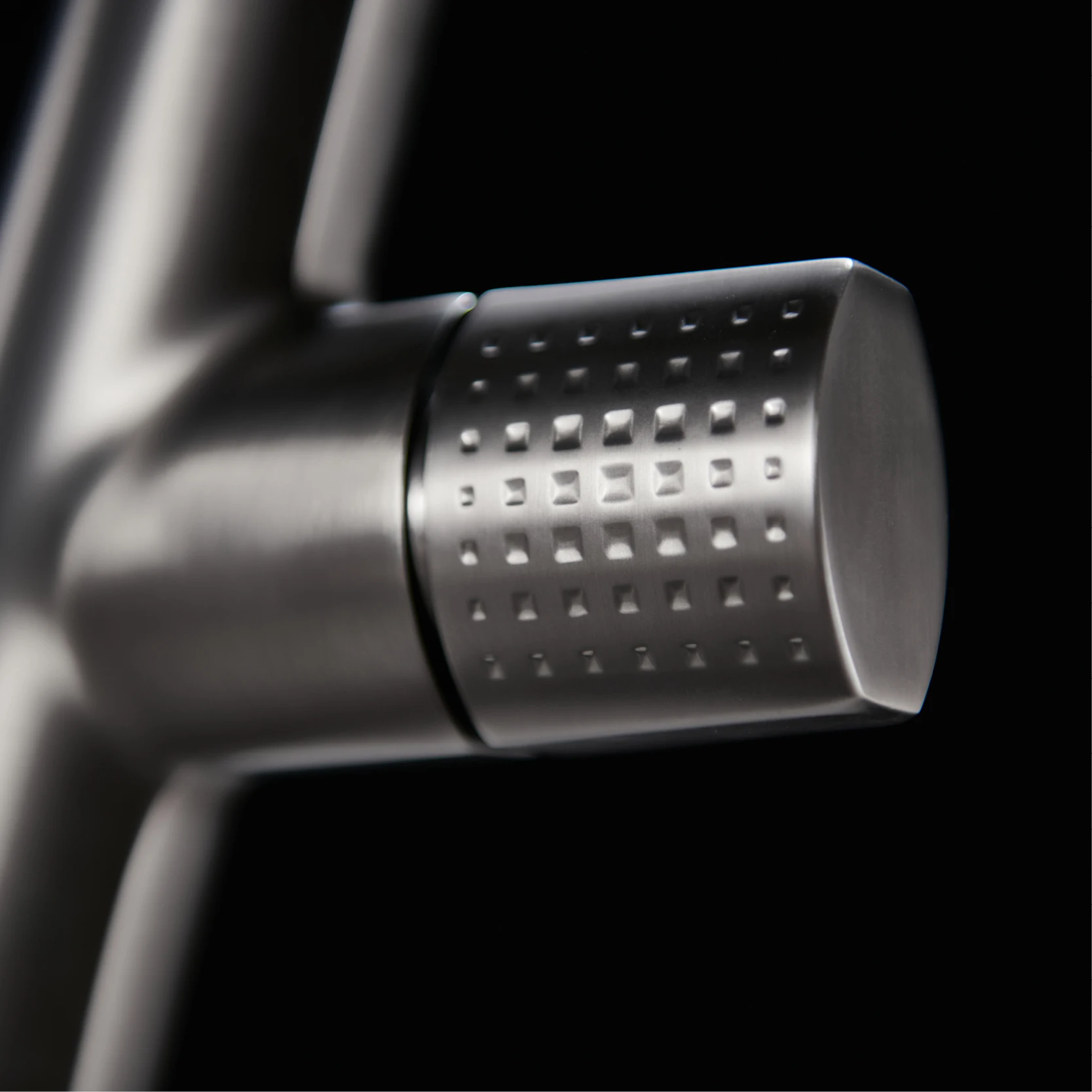 Роскошный кухонный смеситель из серой латуни с пистолетом - Фотография_5