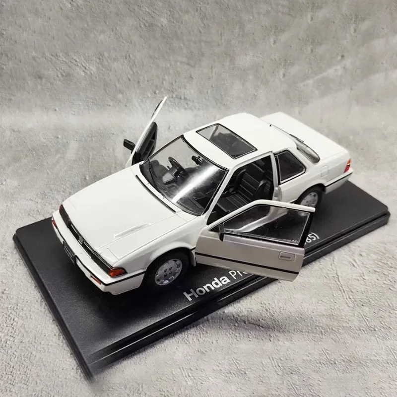 1/24 honda prelude 2.0si 1985