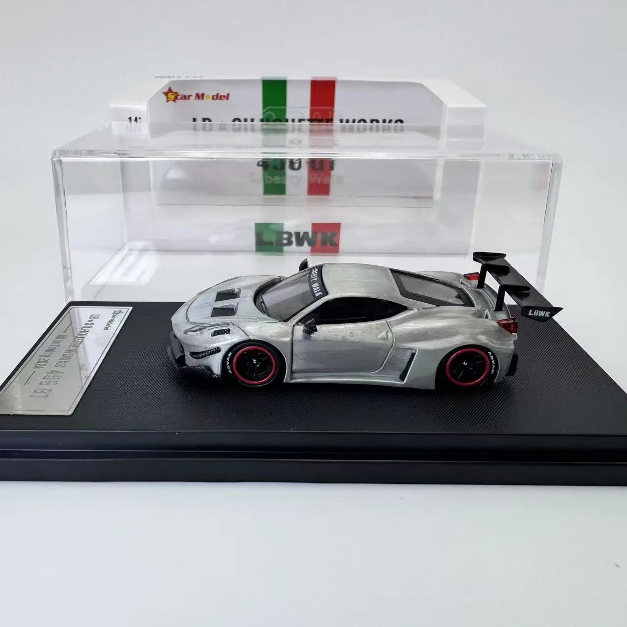 Звездная модель с гальваническим покрытием 1:64 - Фотография_2