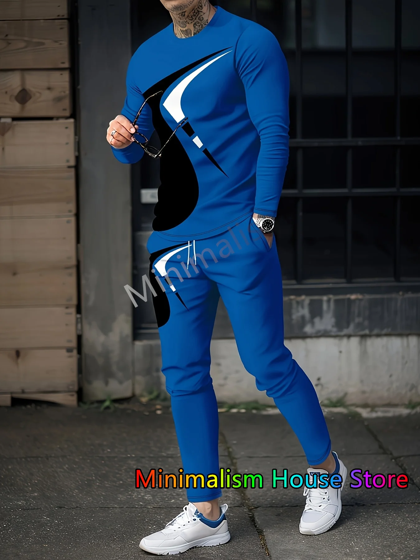 Мужской спортивный костюм