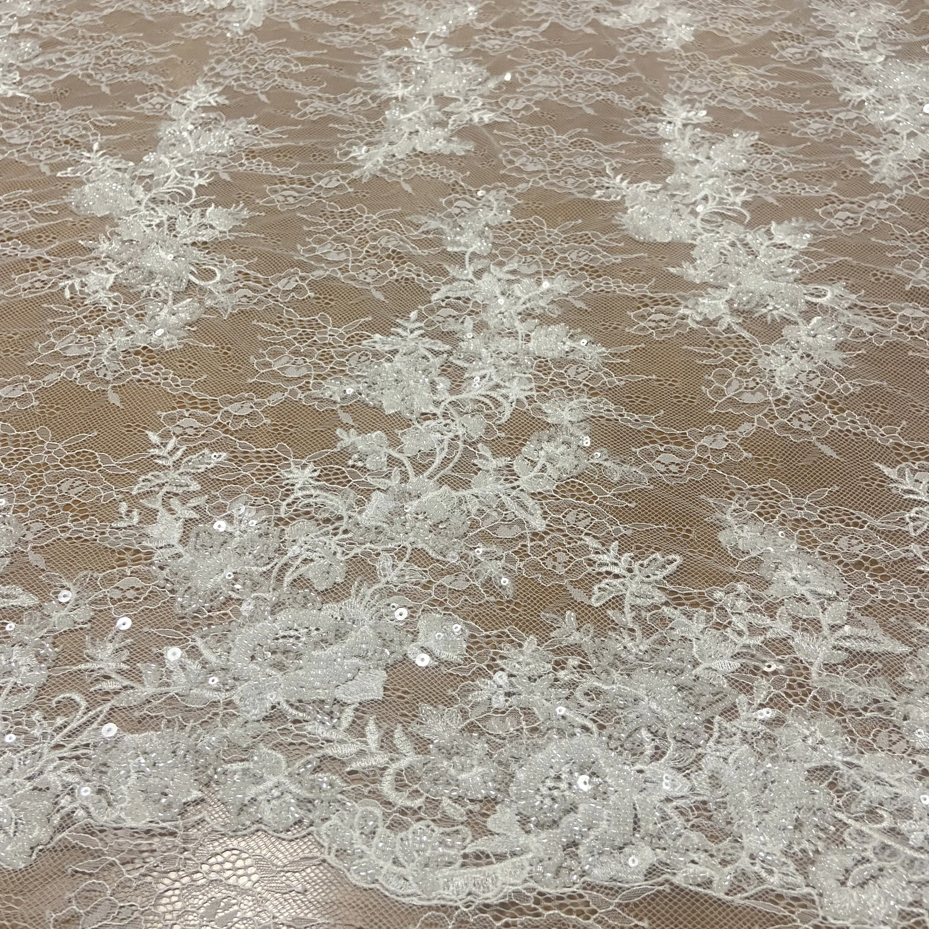 Новые цветы, отверстия на ногтях - Фотография_3