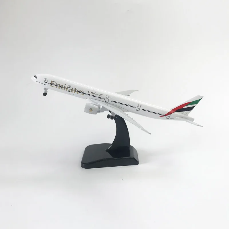 20 см b777 uae emirates airlines - Фотография_2