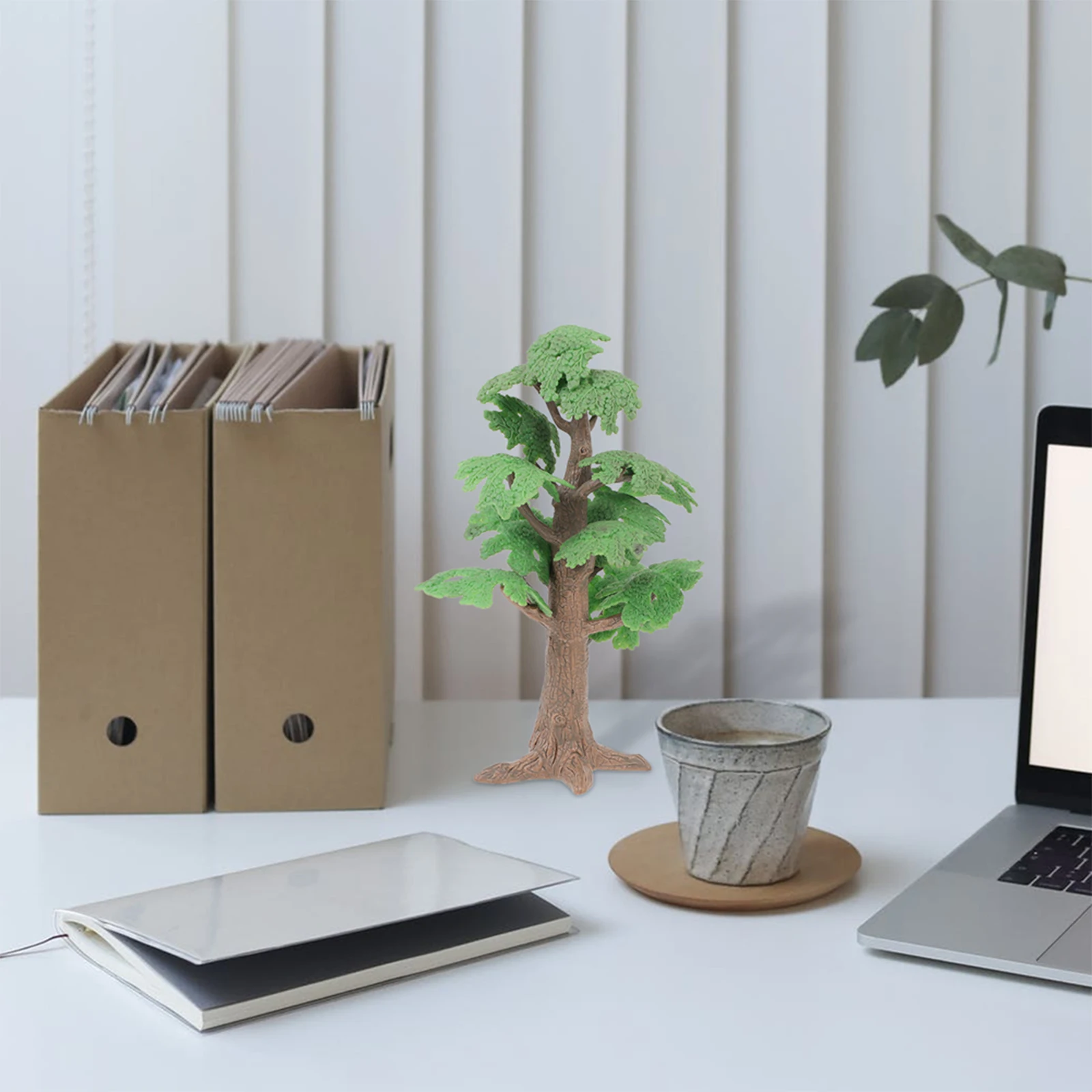 Имитация сосны, украшения