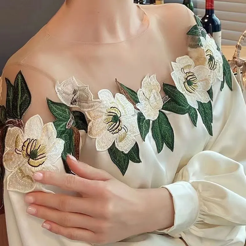 Женская ажурная блузка с круглым вырезом - Фотография_5