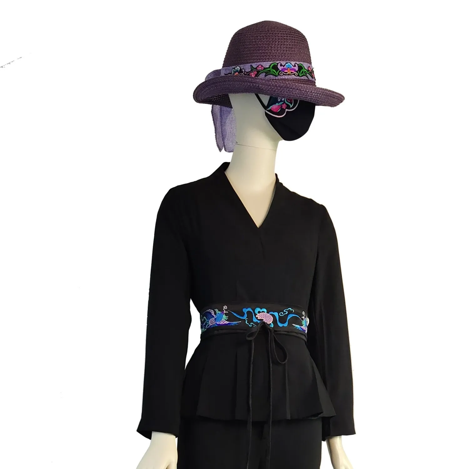 Ремень в китайском стиле с ручной вышивкой - Фотография_4