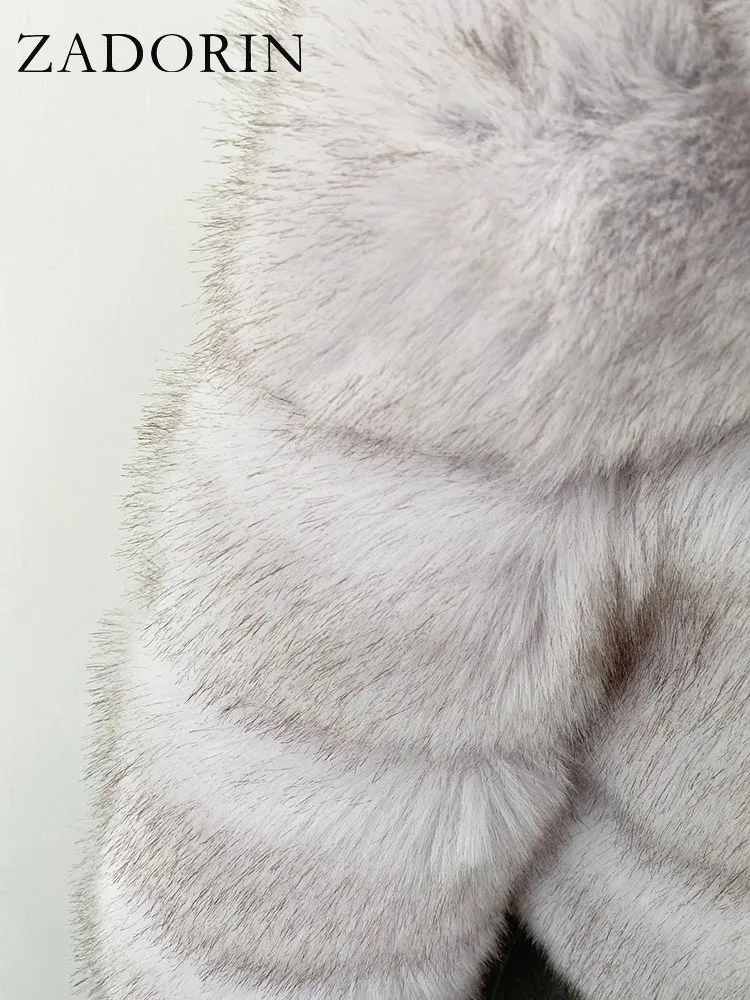 Зимняя укороченная меховая куртка - Фотография_6