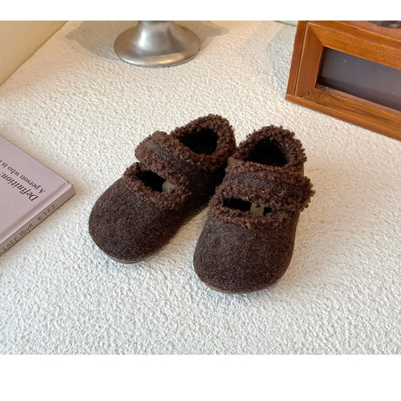 Обувь для маленьких девочек с круглой головкой и овечьей шерстью - Фотография_6