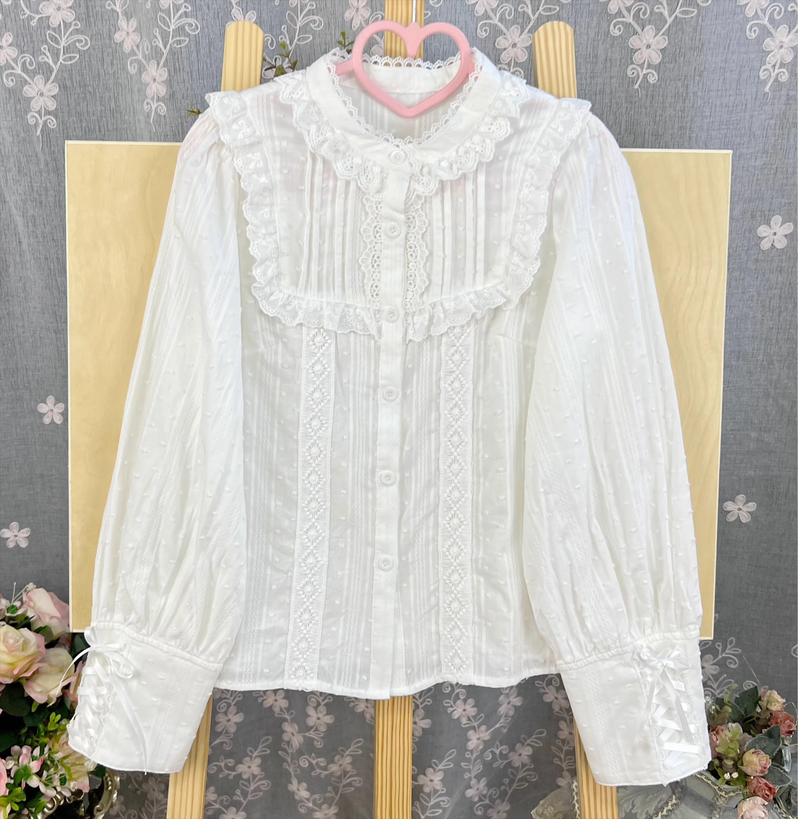 Рубашка лолиты на шнуровке с длинными - Фотография_5