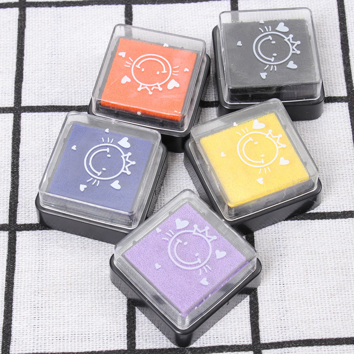 Красочные чернильные подушечки для пальцев - Фотография_5