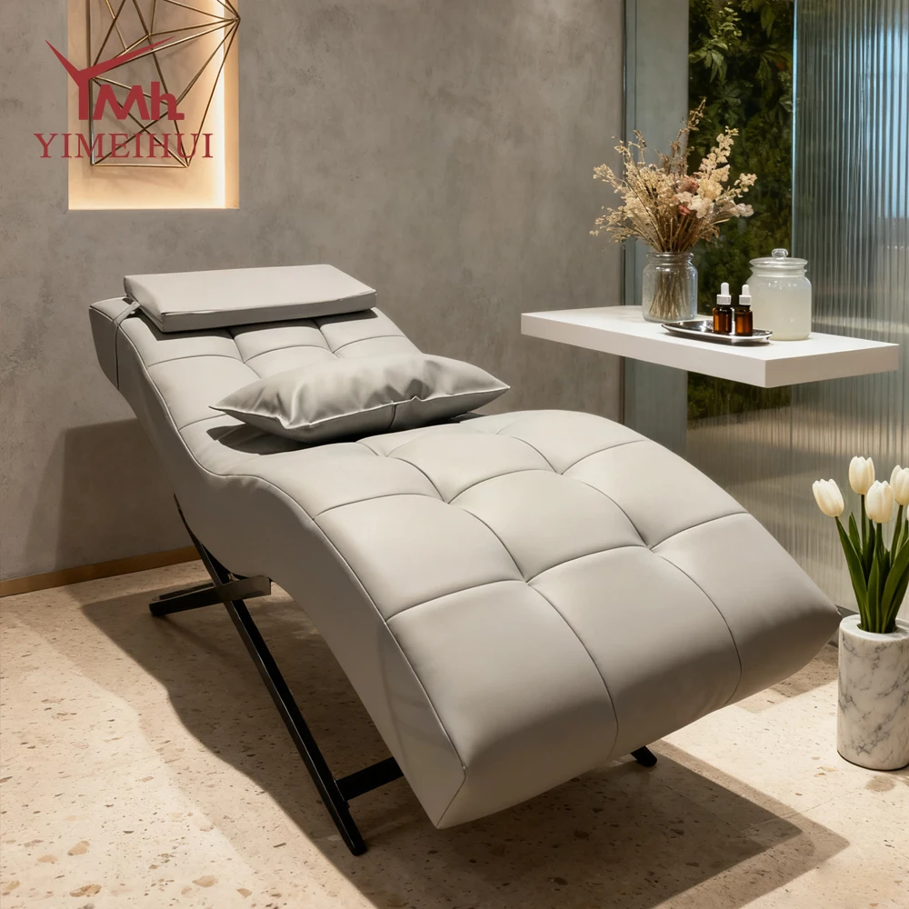 Металлическая массажная кровать с золотой основой