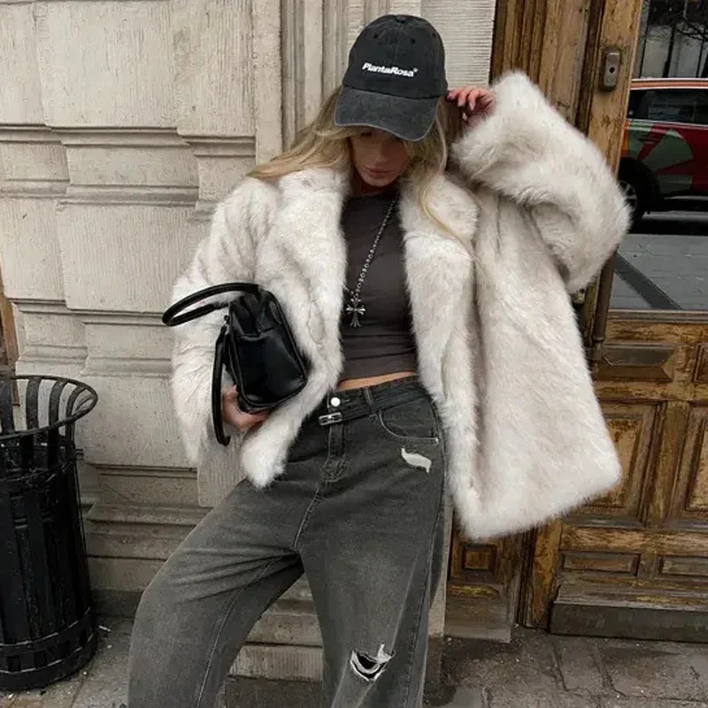Новое длинное плюшевое пальто в - Фотография_4