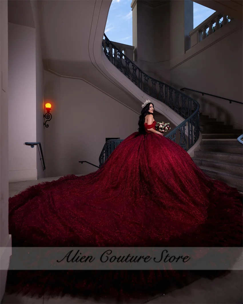 Изысканное винно-красное платье quinceanera - Фотография_4