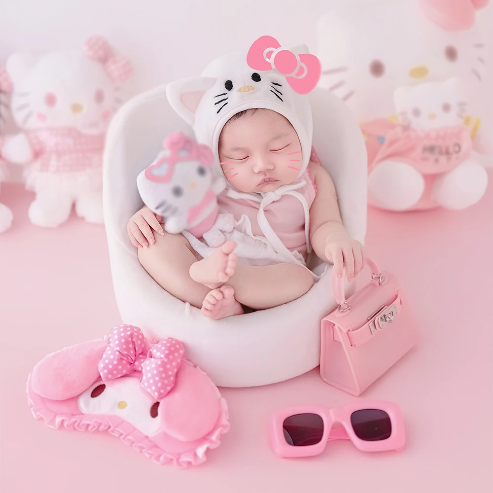 Милый розовый мультяшный кот - Фотография_3