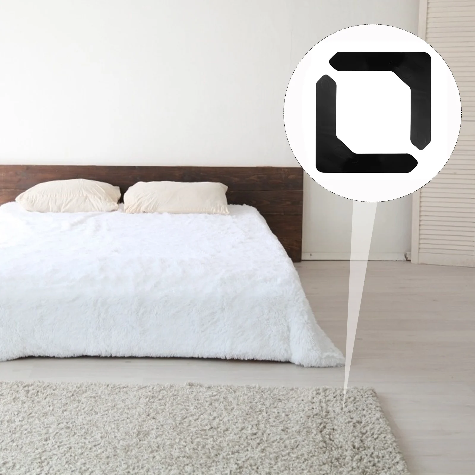 Черные нескользящие наклейки на ковер - Фотография_3