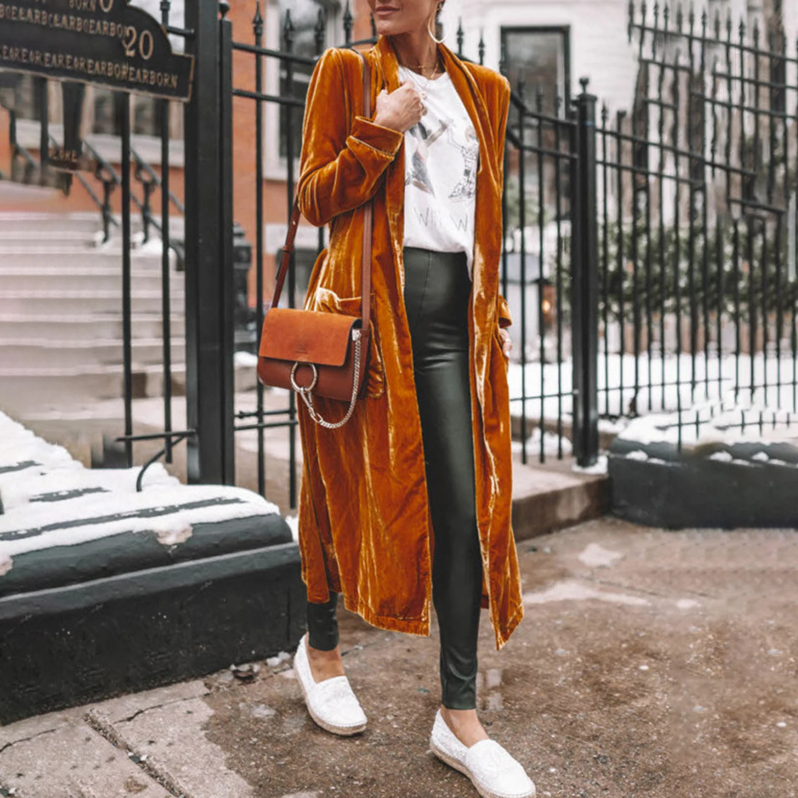 Стильное женское пальто - Фотография_2