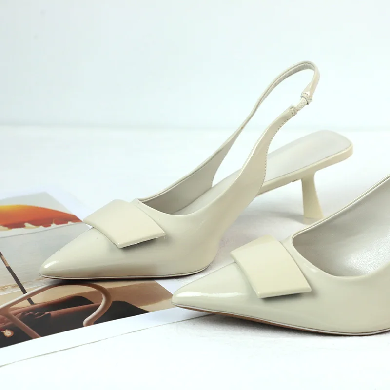 Летние белые остроконечные босоножки на высоком каблуке - Фотография_5