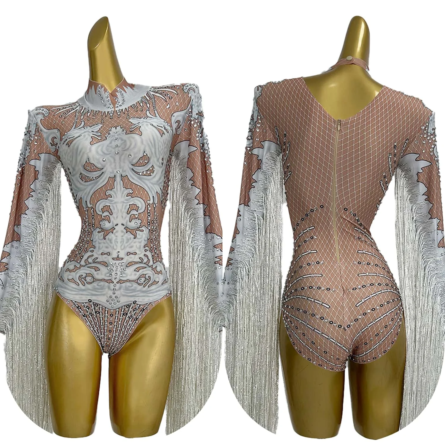 Боди с блестящими стразами и бахромой