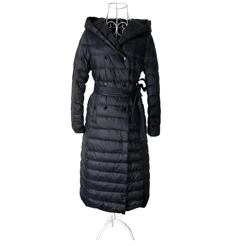 Женские ультралегкие пуховики с тонким капюшоном - Фотография_4