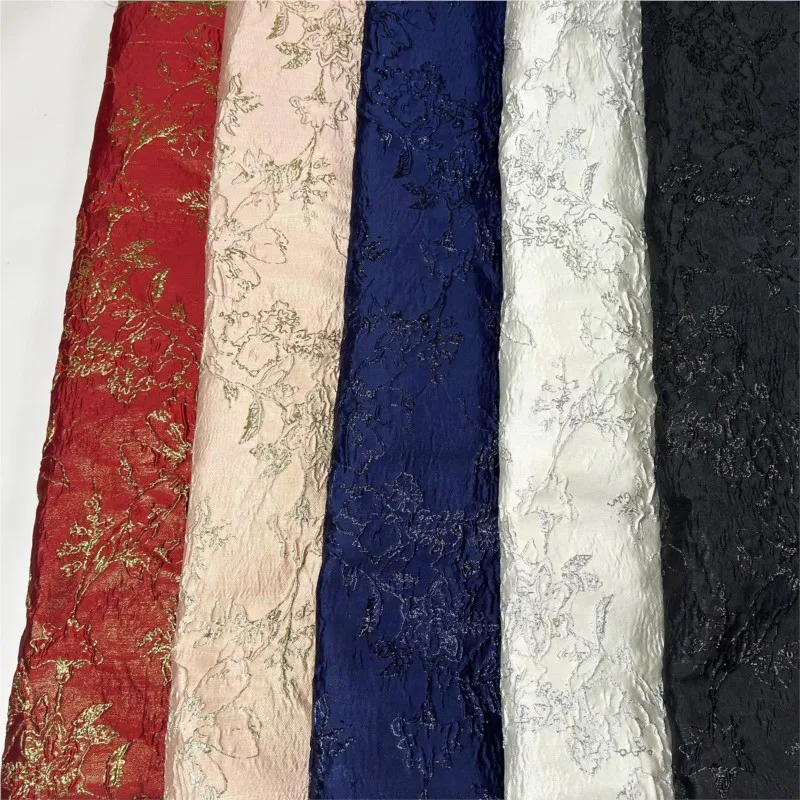 Золотая шелковая жаккардовая ткань для выступлений