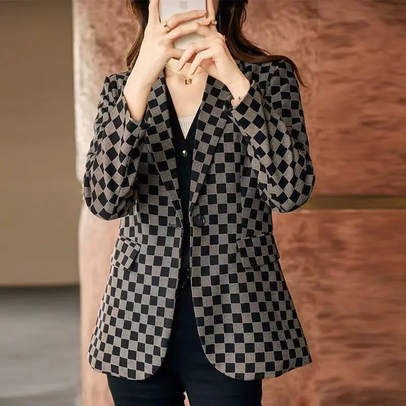Женский повседневный свободный блейзер в клетку с длинным рукавом - Фотография_4