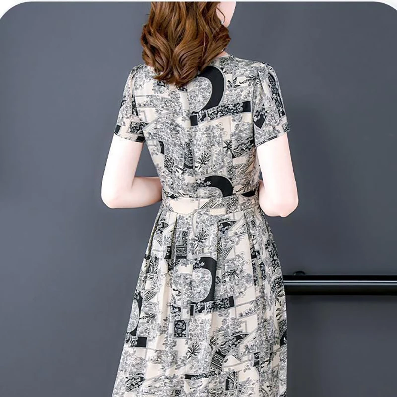 Модное винтажное бандажное платье - Фотография_5