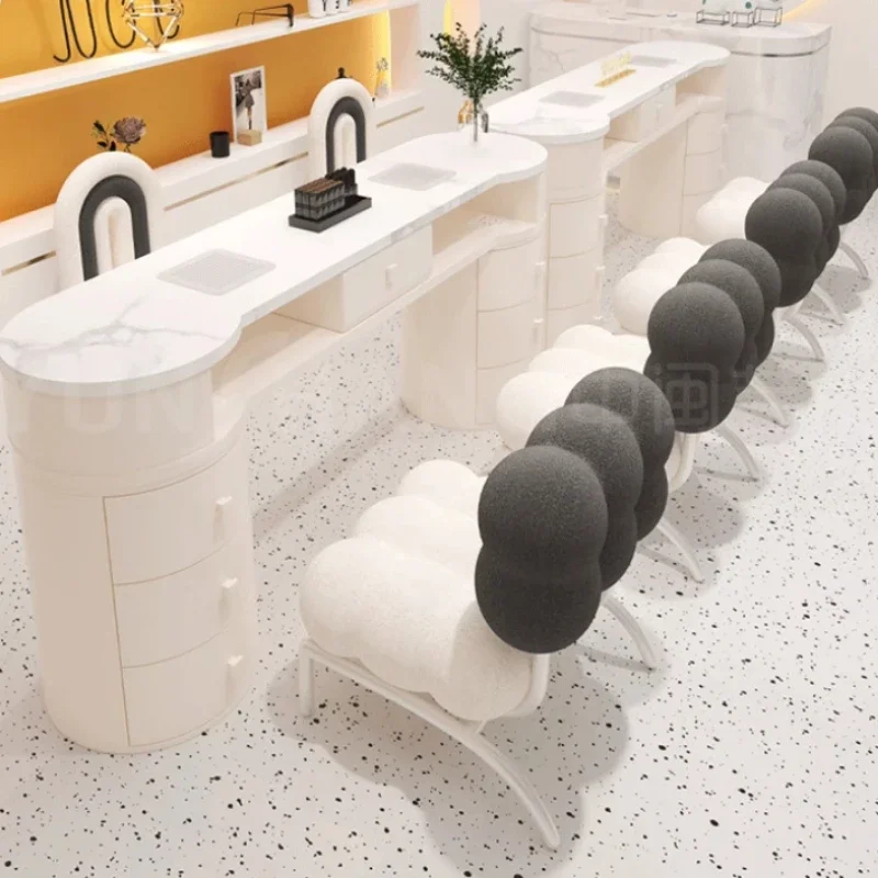 Эстетические европейские столы для ногтей - Фотография_2