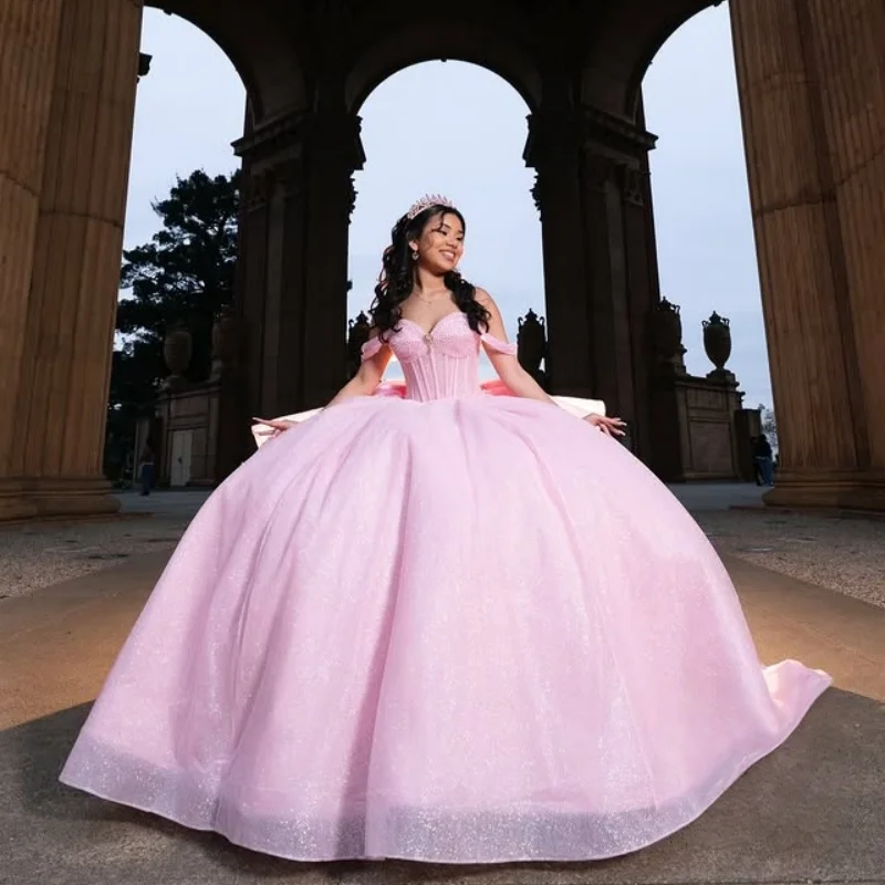 Блестящие розовые платья quinceanera - Фотография_3