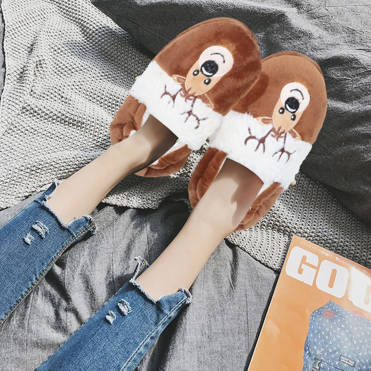 1 пара детских зимних теплых тапочек с рождественскими элементами - Фотография_4