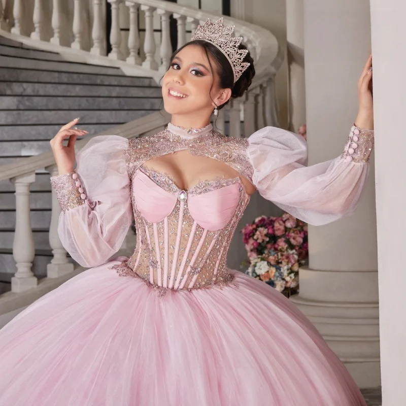 Розовое платье quinceanera с открытыми плечами и блестящими кристаллами