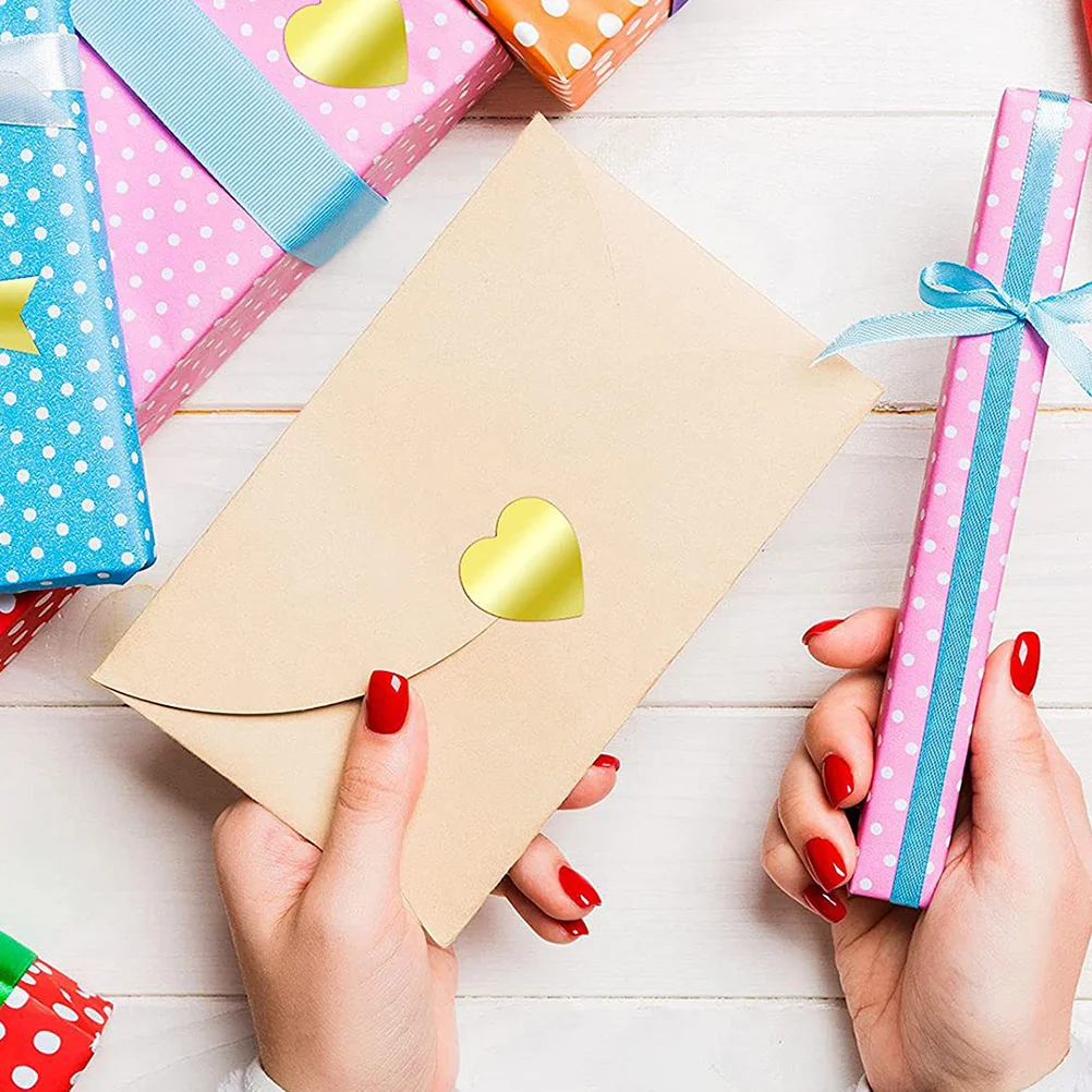 2 рулона уплотнительных наклеек в форме сердца