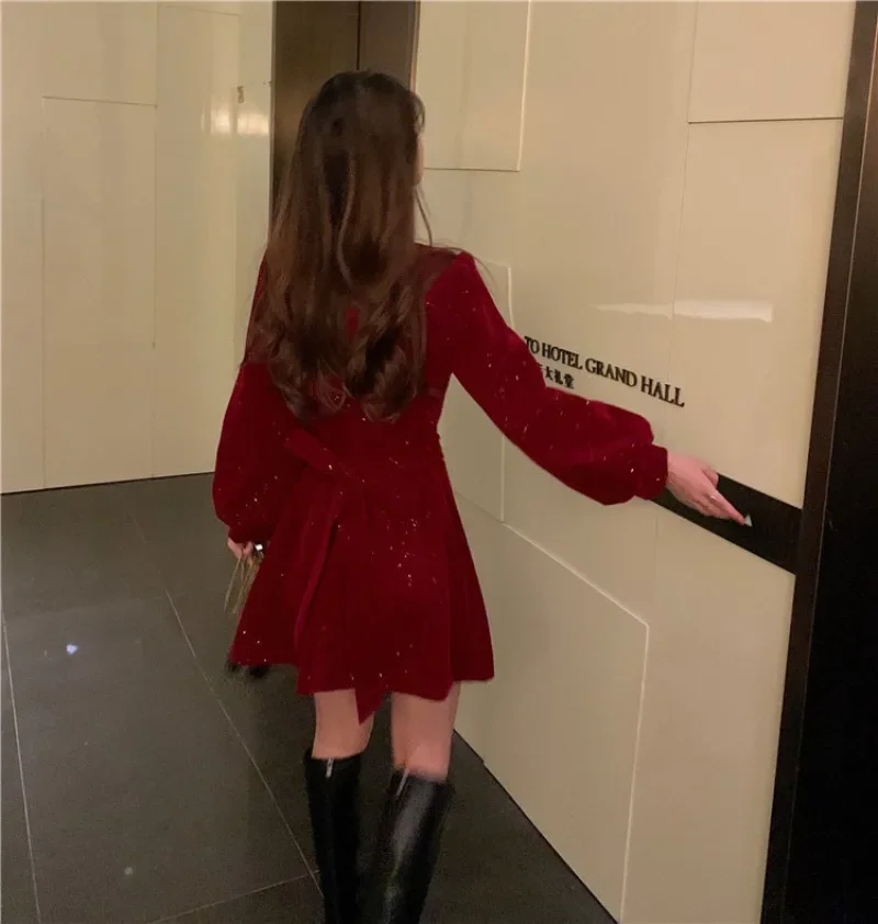 Женское винтажное платье с блестками - Фотография_5