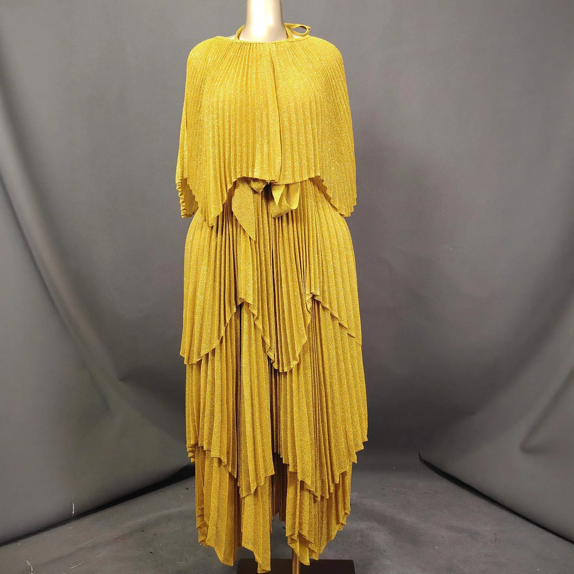 Miyake плиссированный костюм больших размеров