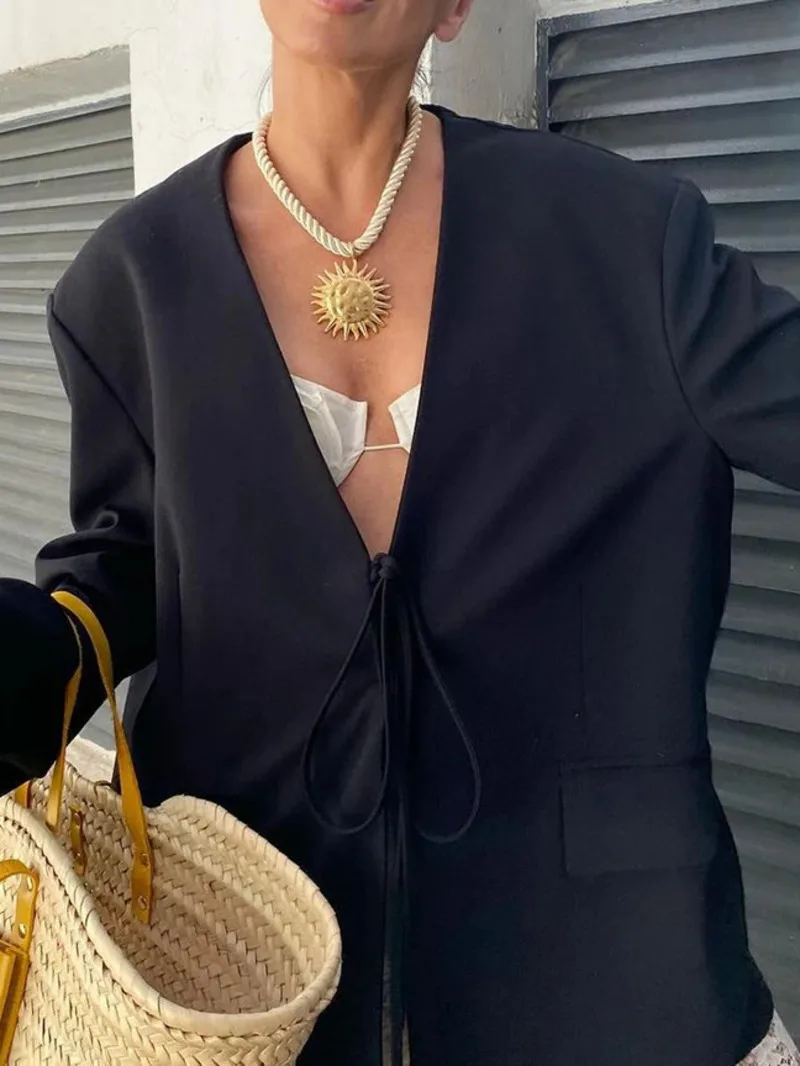 Повседневный черный блейзер большого размера - Фотография_2