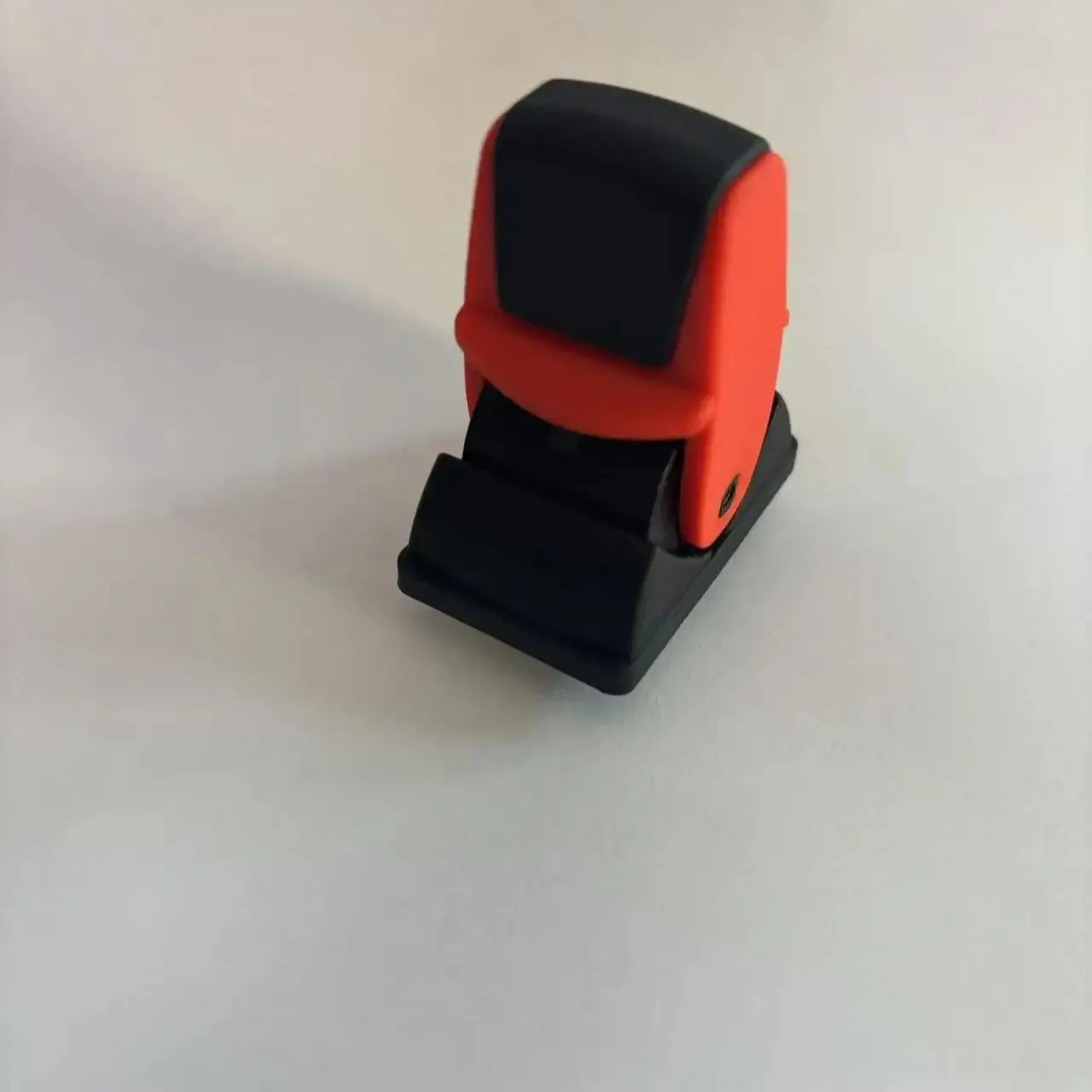 Грузовик, кран, насос-грузовик