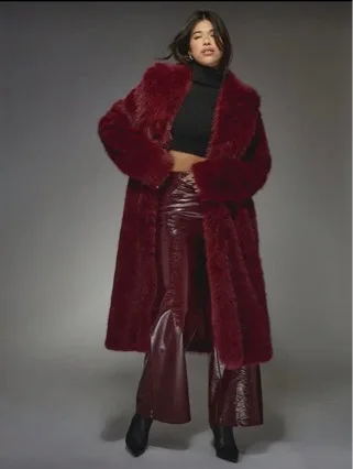 Темпераментная высококачественная шуба для женщин - Фотография_4