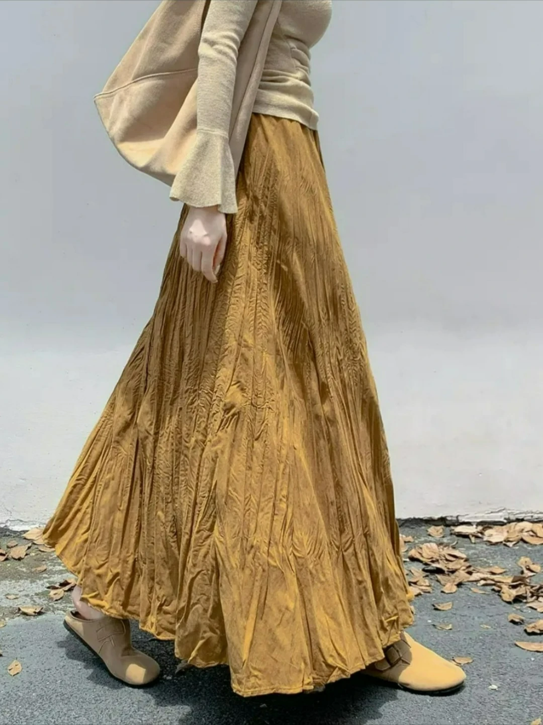 Весенне-осенняя нерегулярная плиссированная