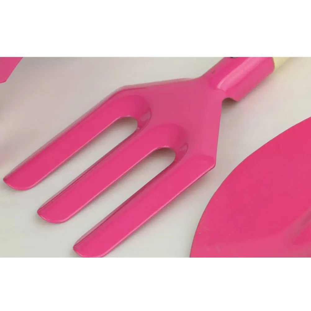 Детские садовые инструменты