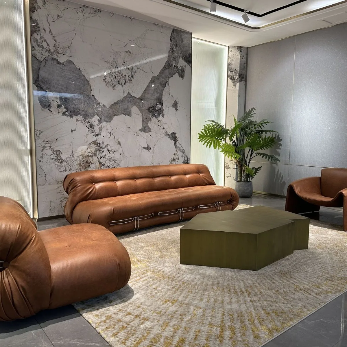 Простой ретро-диван для гостиной - Фотография_2