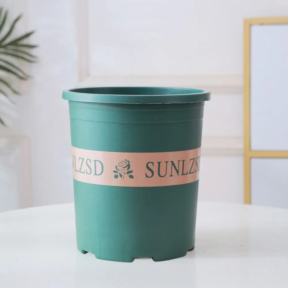 Красный офисный садовый стол в скандинавском стиле