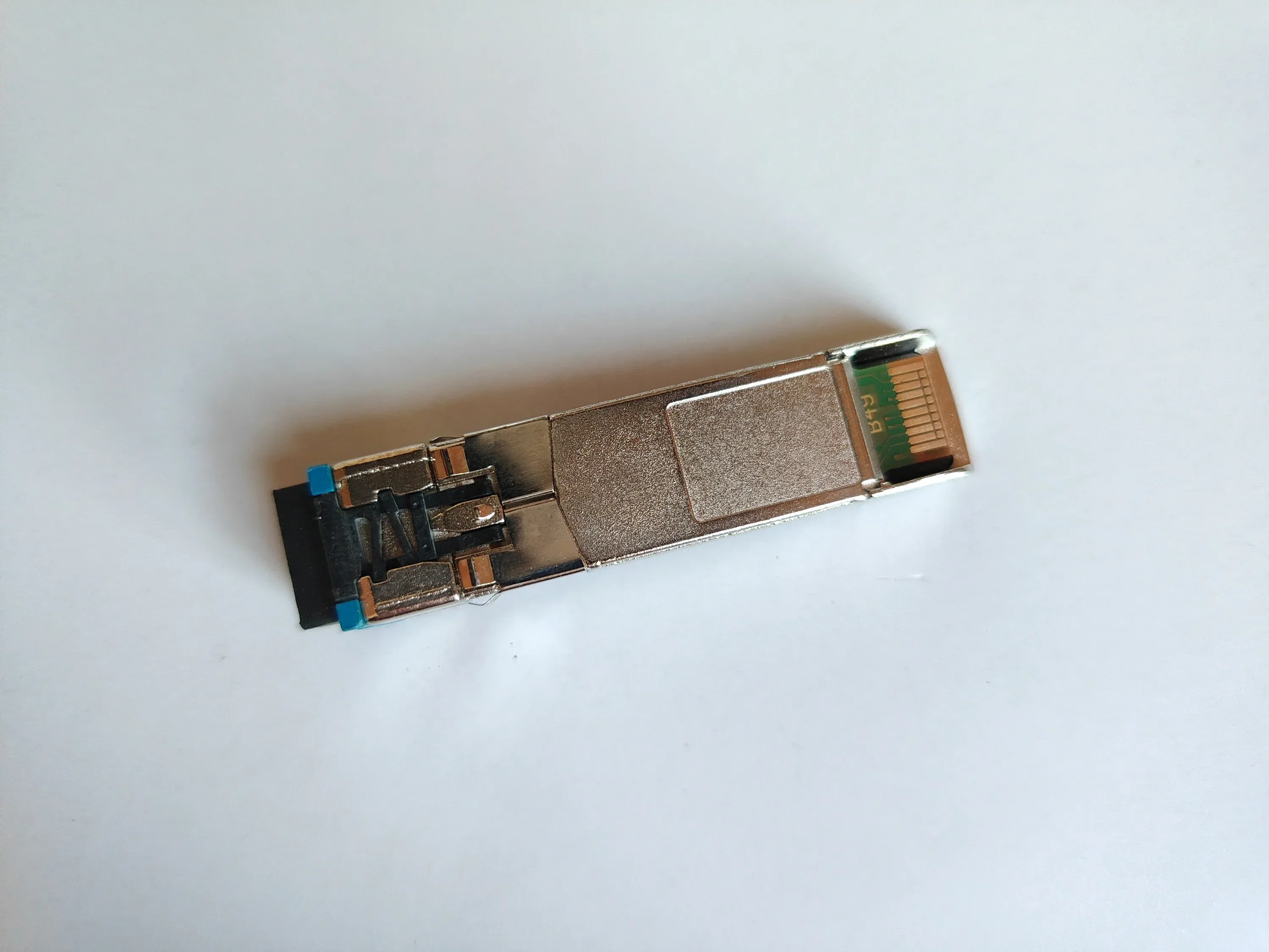 Aw538a 8g 25km lw fc sfp+ 5697-0165 - Фотография_3