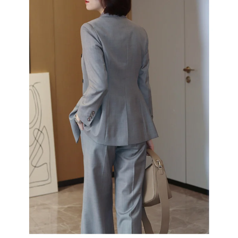 Женские шерстяные костюмы - Фотография_2