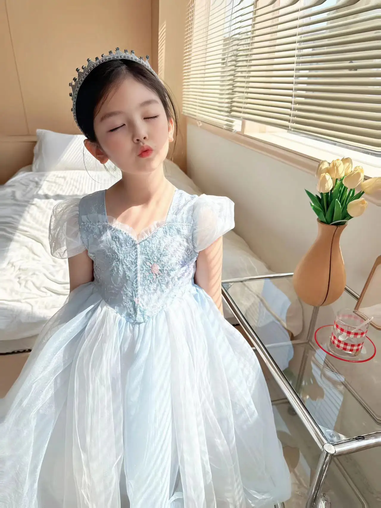 Вышитые платья для девочек эльзы для детей - Фотография_3