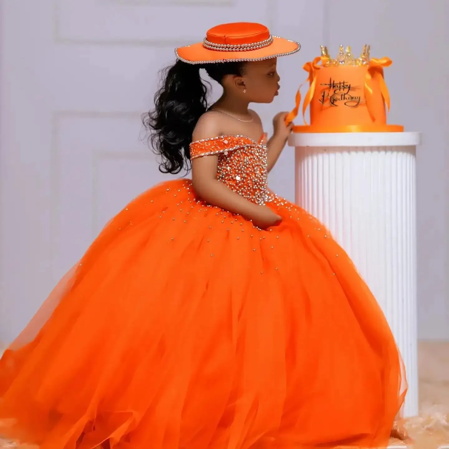 Оранжевые платья с цветочным узором для девочек на свадьбу - Фотография_6