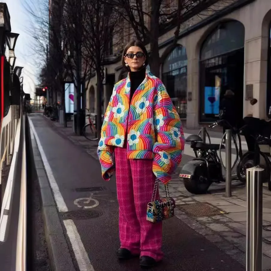 Новая осенне-зимняя модная хлопковая куртка с радужным цветком для женщин - Фотография_2