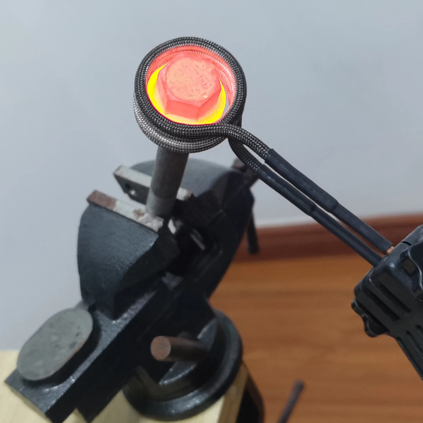 Индукционный нагреватель smithermal - Фотография_3