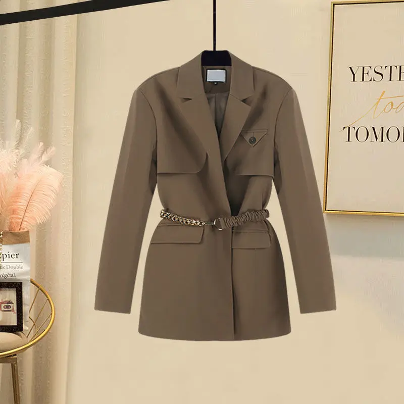 Женский костюм из двух предметов - Фотография_5