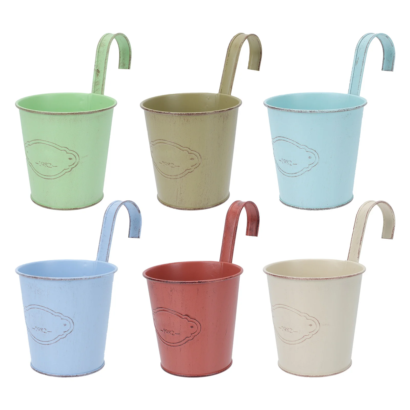 Железные ведра для цветов в стиле ретро