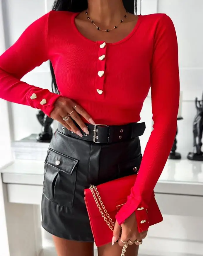 Элегантные сексуальные футболки 2025 года